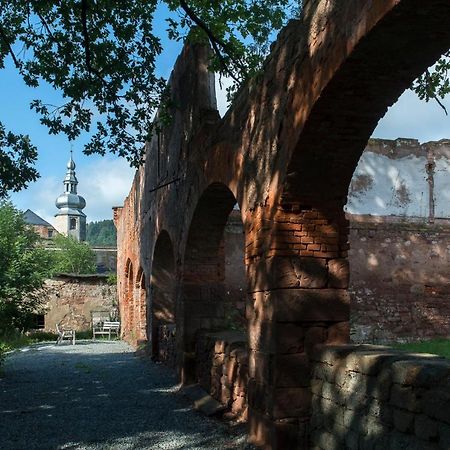 Zamek Sarny - Schloss Scharfeneck Kłodzko Eksteriør bilde