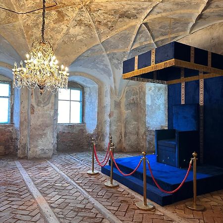 Zamek Sarny - Schloss Scharfeneck Kłodzko Eksteriør bilde