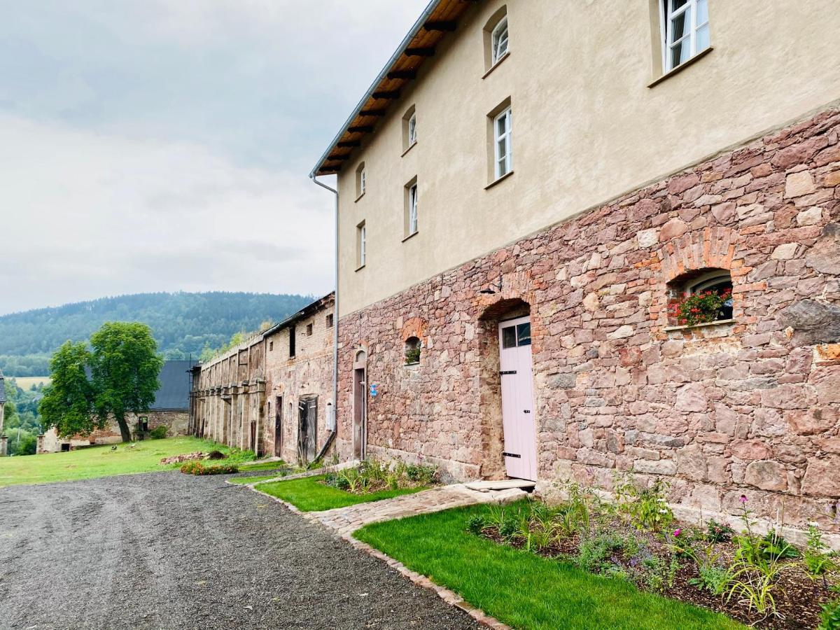 Zamek Sarny - Schloss Scharfeneck Kłodzko Eksteriør bilde