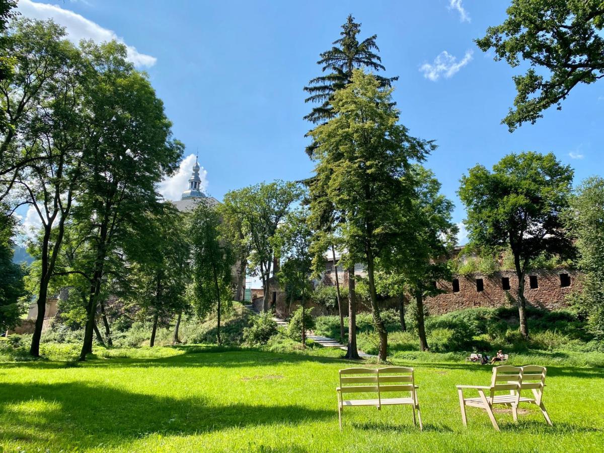 Zamek Sarny - Schloss Scharfeneck Kłodzko Eksteriør bilde