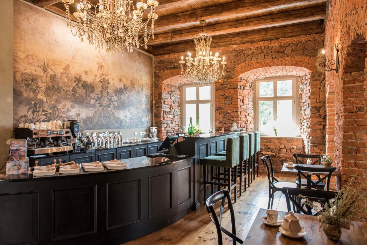 Zamek Sarny - Schloss Scharfeneck Kłodzko Eksteriør bilde