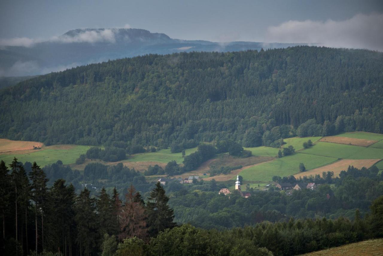 Zamek Sarny - Schloss Scharfeneck Kłodzko Eksteriør bilde
